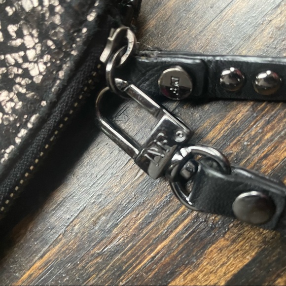 Beautiful Diane Von Furstenberg Wristlet - Picture 3 of 6